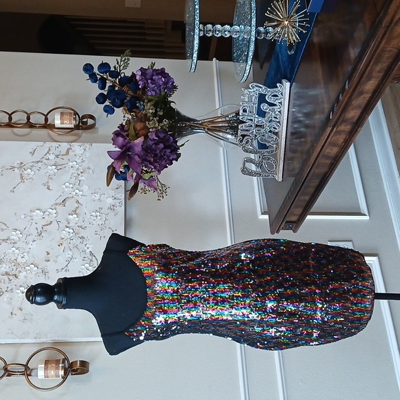 Super Sexy Multicolor Sequined Bodycon Mini Dress. Size L - Picture 11 of 17